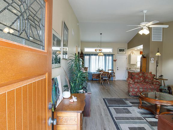 4th image of 1602 E PALM BEACH Drive