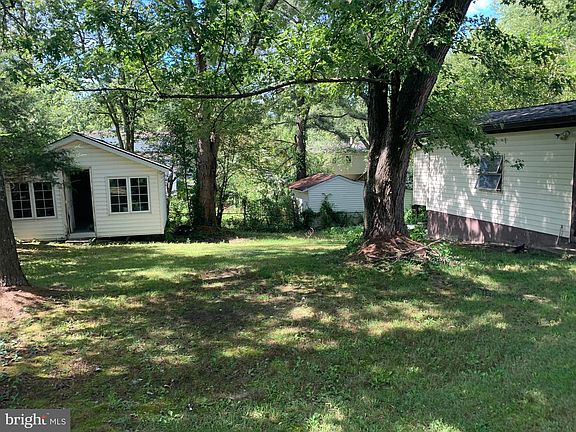 5th image of 14816 Dillon Ave