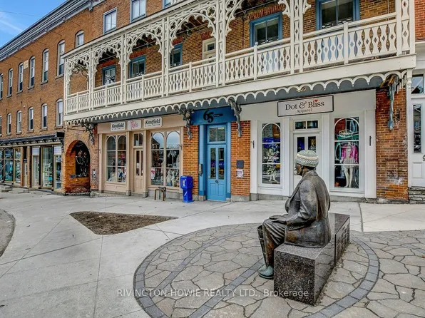 65 Mill St #203, Mississippi Mills, ON K0A 4A0