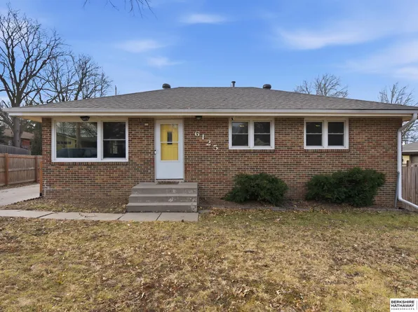 6125 Leighton Ave, Lincoln, NE 68505