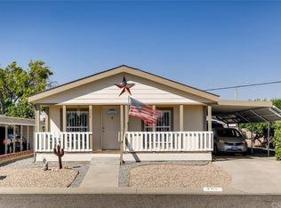 300 Santa Clara Cir, Hemet, CA 92543