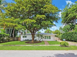 8120 SW 62nd Pl, Miami, FL 33143