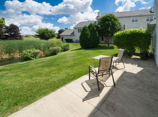 1218 Woodbury Cmn UNIT D, Waukesha, WI 53189