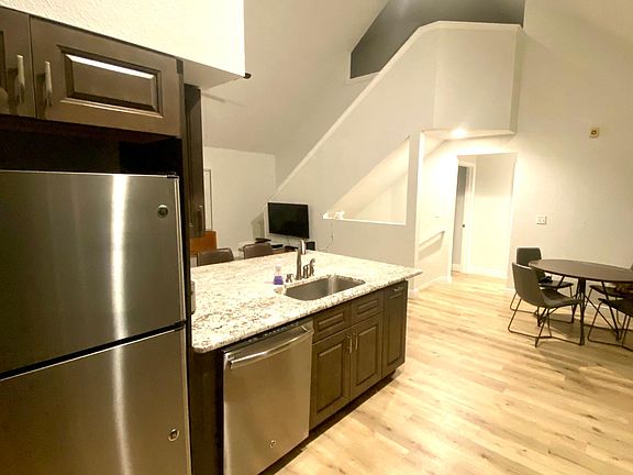 5th image of 10516 Windsor Lake Ct #10516