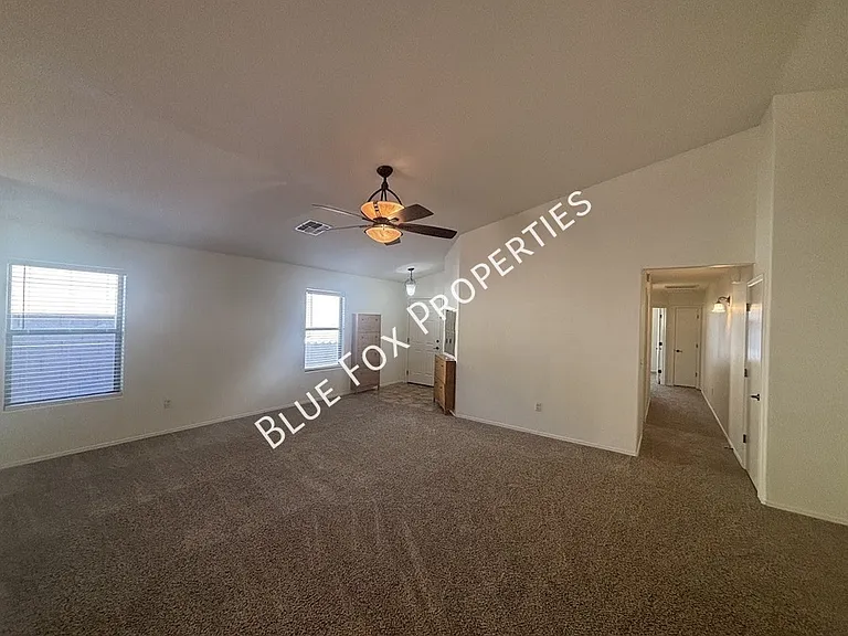 167 W Calle Patio Lindo — Photo 3