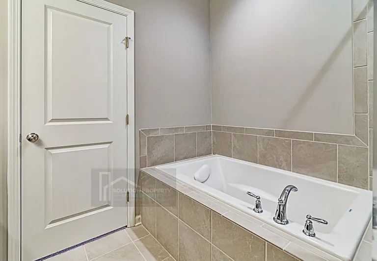 1963 Summit Trace Cir — Photo 15