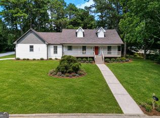 2125 Brandon Acres Dr, Buford, GA 30519