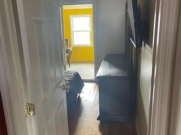 3rd image of 114-34 158th St #2