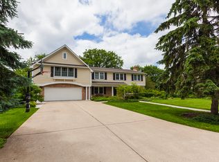 100 N Stough St, Hinsdale, IL