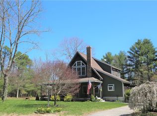 520 Switch Rd, Wood River Junction, RI 02894