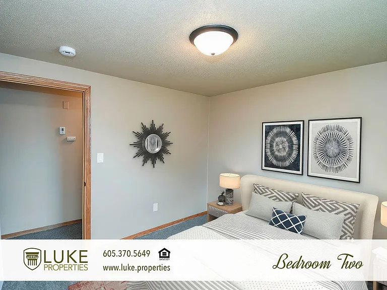 3500 E 15th St — Photo 10