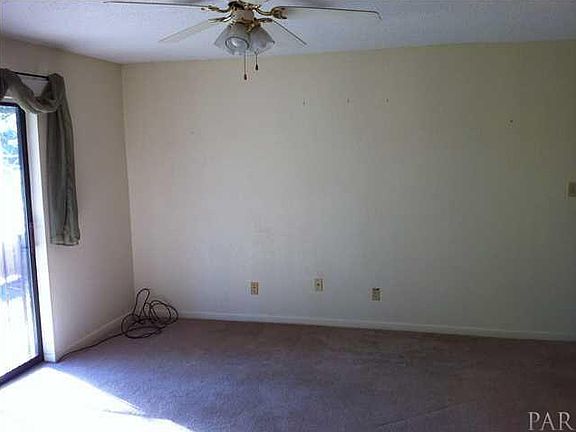 5th image of 4344 Langley Ave APT A26
