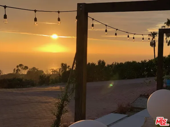 29910 Cuthbert Rd, Malibu, CA 90265