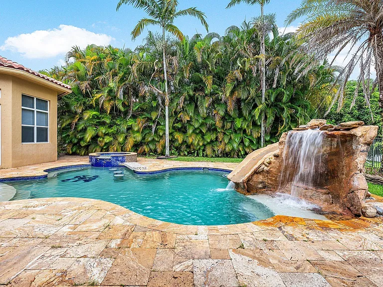 3486 Lago De Talavera — Photo 42