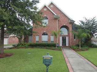34 Shadows Ct, Marrero, LA 70072