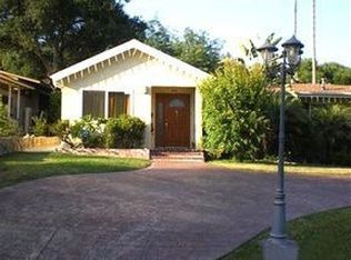 3851 Lirio Ln, Glendale, CA 91214