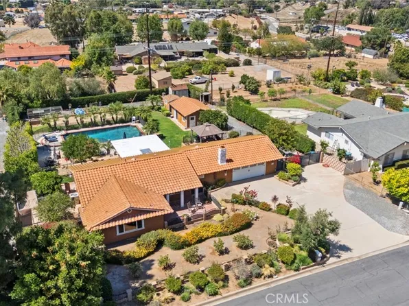 16520 Wagon Wheel Dr, Riverside, CA 92506