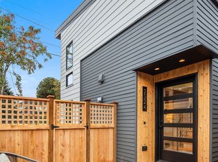 2324 N 61st St, Seattle, WA 98103