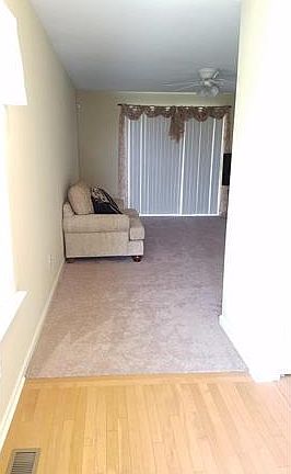 3rd image of 2245 Jeannette Ln