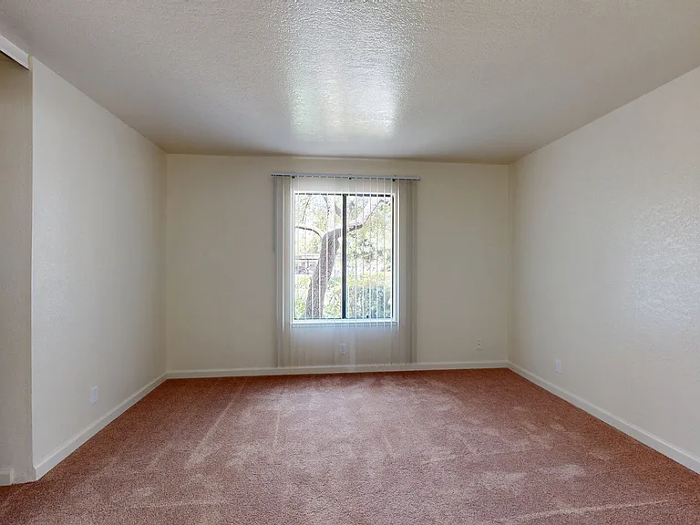 Pointe at Harden Ranch — Photo 39