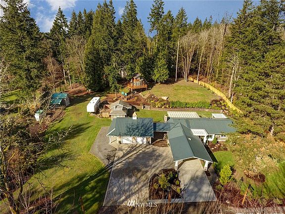 2nd image of 2509 271st Ave SE