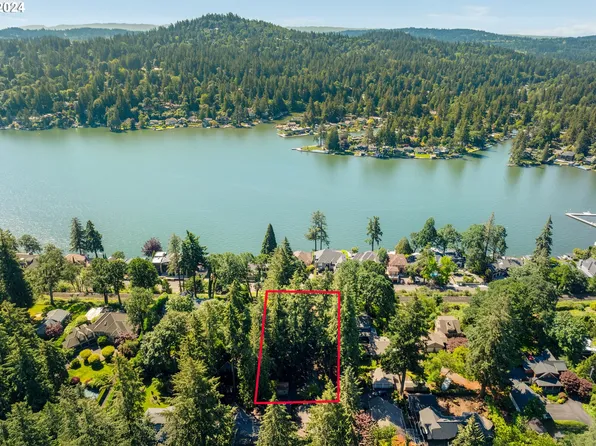 3520 Upper Dr, Lake Oswego, OR 97035