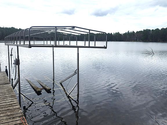 4th image of 7146 Creek Rd