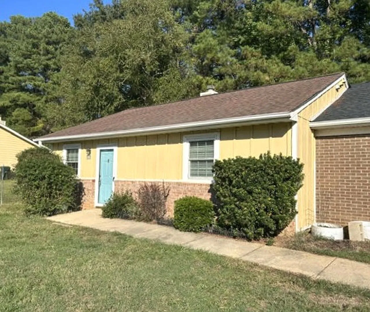 Ranch-style 2BD/2BA townhome in quiet neighborhood in Garner! — Photo 1