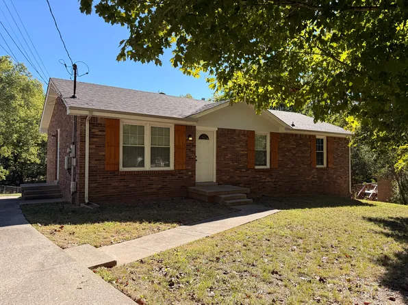 1861 Patricia Dr, Clarksville, TN 37040
