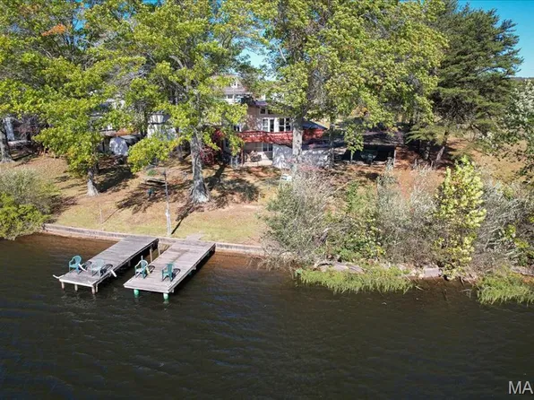 150 N Lake Dr, Leslie, MO 63056