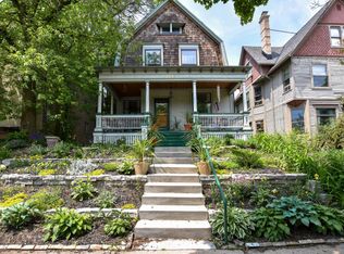 2057 N Cambridge Ave, Milwaukee, WI 53202