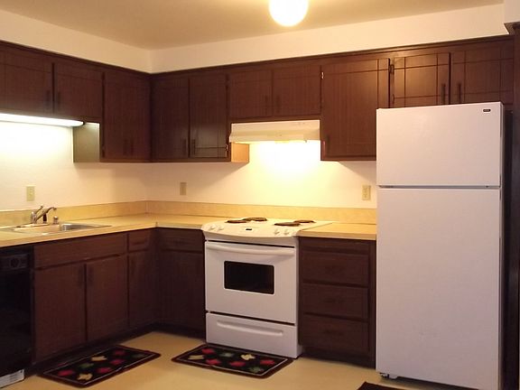 Lots of Cabinet Space