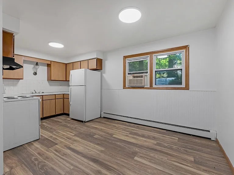 2 Sandy Dr #D — Photo 5
