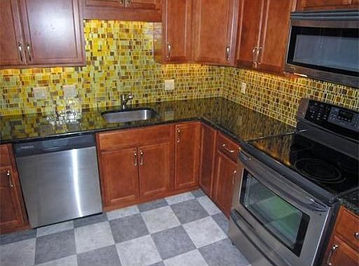 5th image of 91 Pleasant St APT A11