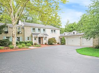 2747 Darby Ave SE, East Grand Rapids, MI 49506