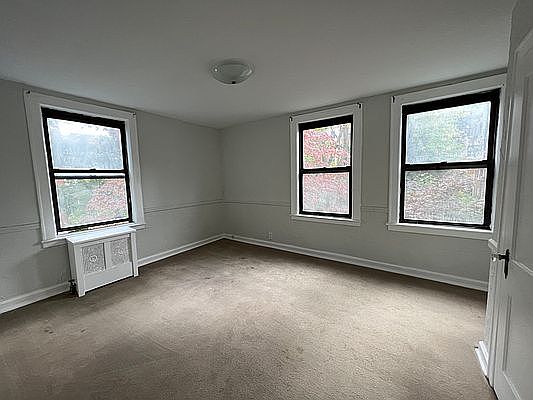 4th image of 3973 47th St #2R