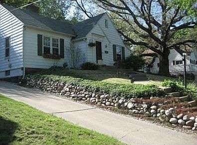 1st image of 2512 Crescent Dr