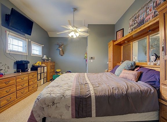 2nd image of 1424 Coral Bell Dr