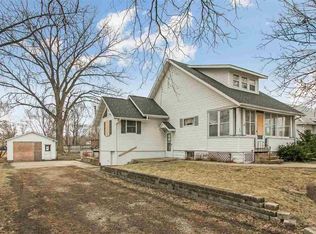 108 Madison St S, Hazleton, IA 50641