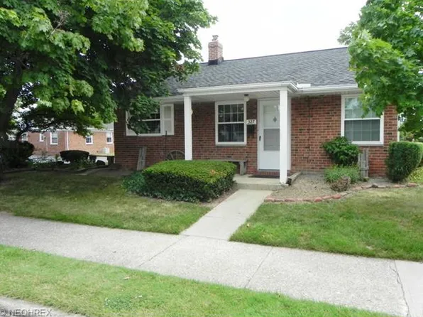 327 E 235th St #90, Euclid, OH 44123
