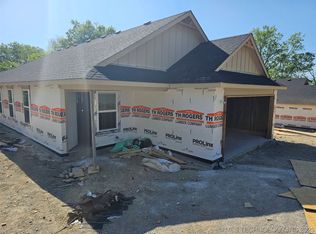 417 N 5th St, Sapulpa, OK 74066