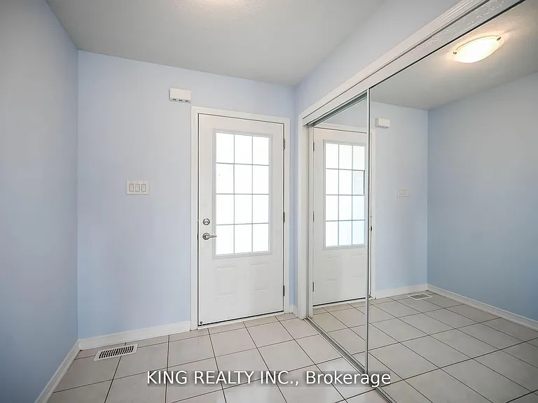 27 Cooke Ave — Photo 5