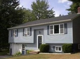 10 Sandy St, Lewiston, ME 04240