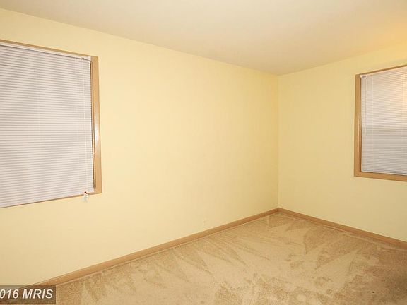 2nd image of 7225 Pine Dr