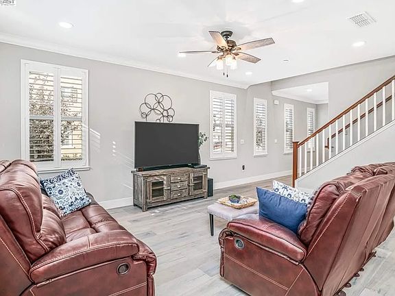 5th image of 1757 De Pina Ln
