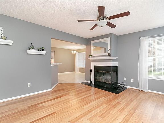 4th image of 5209 Thatcher Way