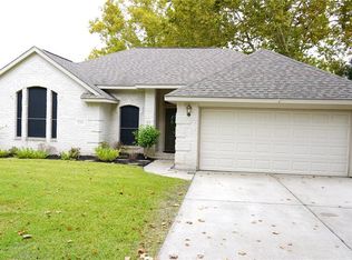 12322 11th St, Santa Fe, TX 77510