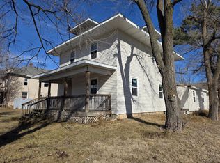 1502 N Grant Ave, Springfield, MO 65803