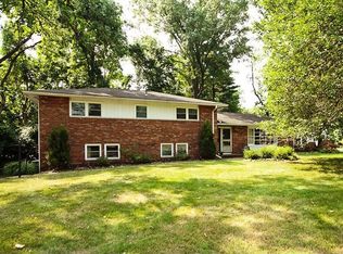 2315 Brookwood Rd, Columbus, OH 43209