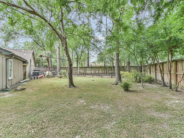 12431 Broken Bough Dr — Photo 44